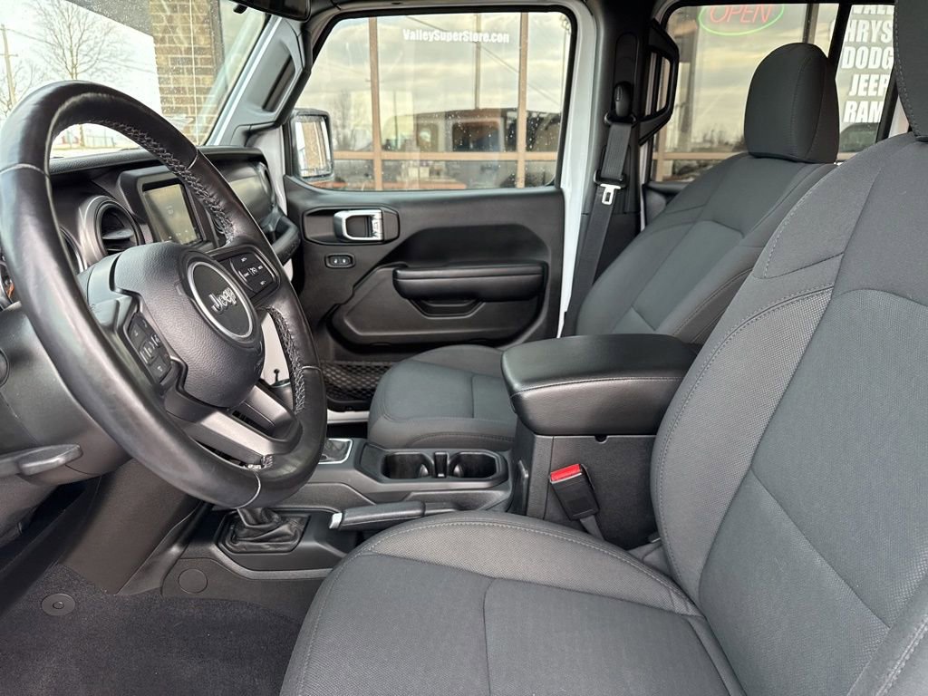 Used 2021 Jeep Wrangler Unlimited Sport image 39