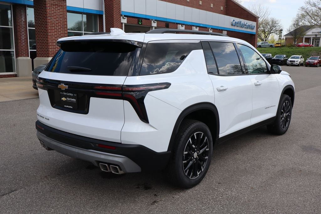 New 2026 Chevrolet Traverse LT w/ Sun and Wheel Package AWD/4WD image 38