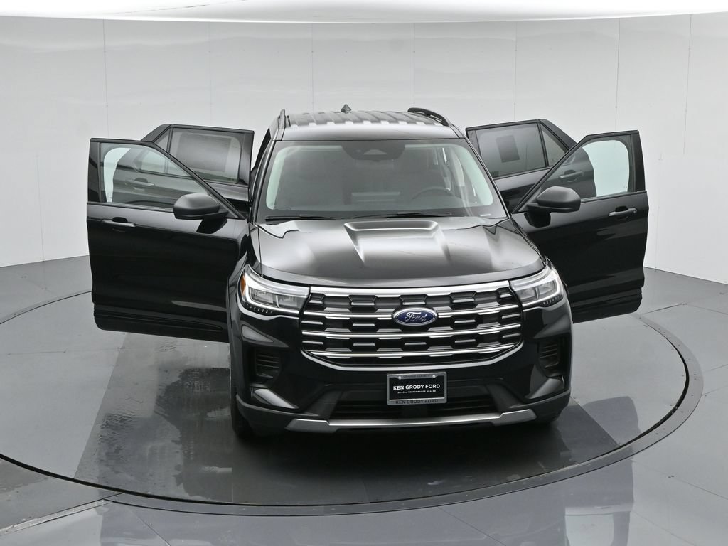 New 2026 Ford Explorer Active RWD image 41