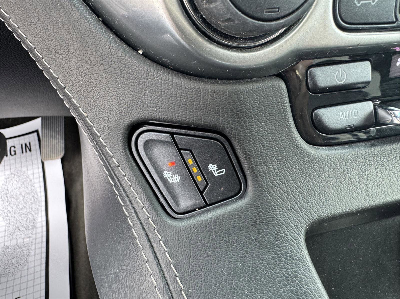 Used 2018 Chevrolet Tahoe LT image 28
