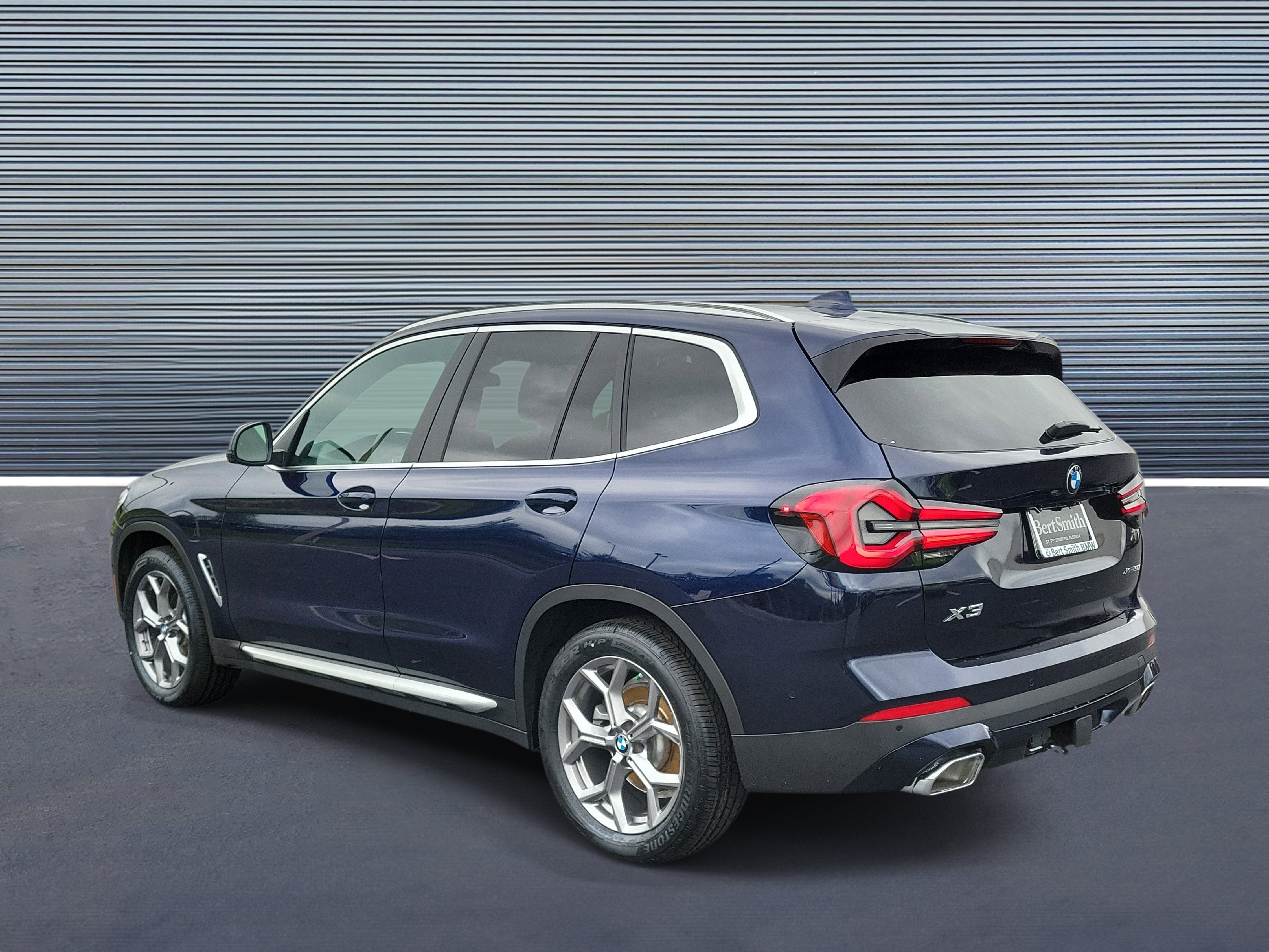 Used 2023 BMW X3 xDrive30i w/ Premium Package AWD/4WD image 4