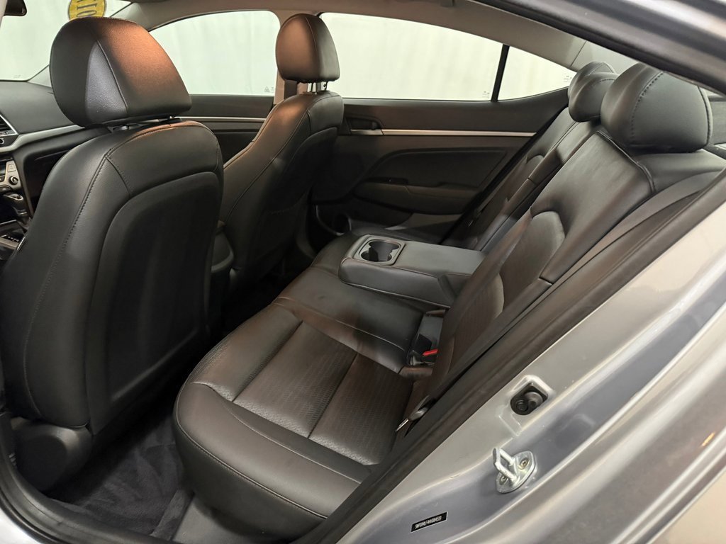 Used 2017 Hyundai Elantra Limited image 23