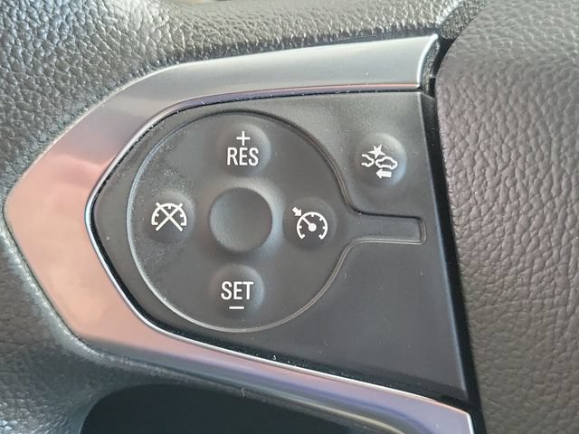 Used 2022 Chevrolet Traverse LS FWD image 8