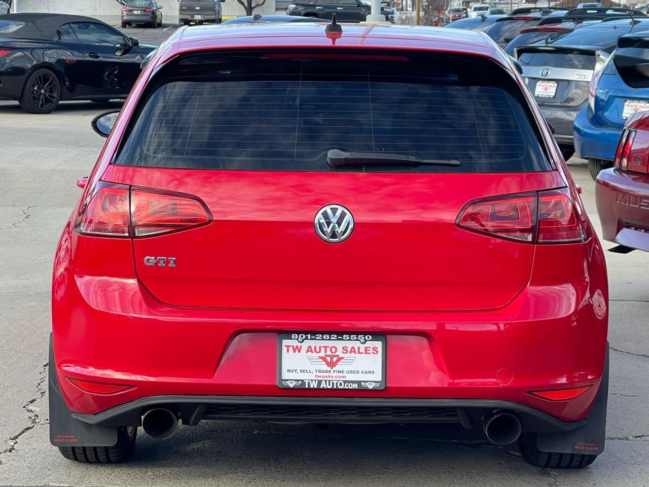 Used 2015 Volkswagen GTI SE w/ Lighting Package (SEL) FWD image 19