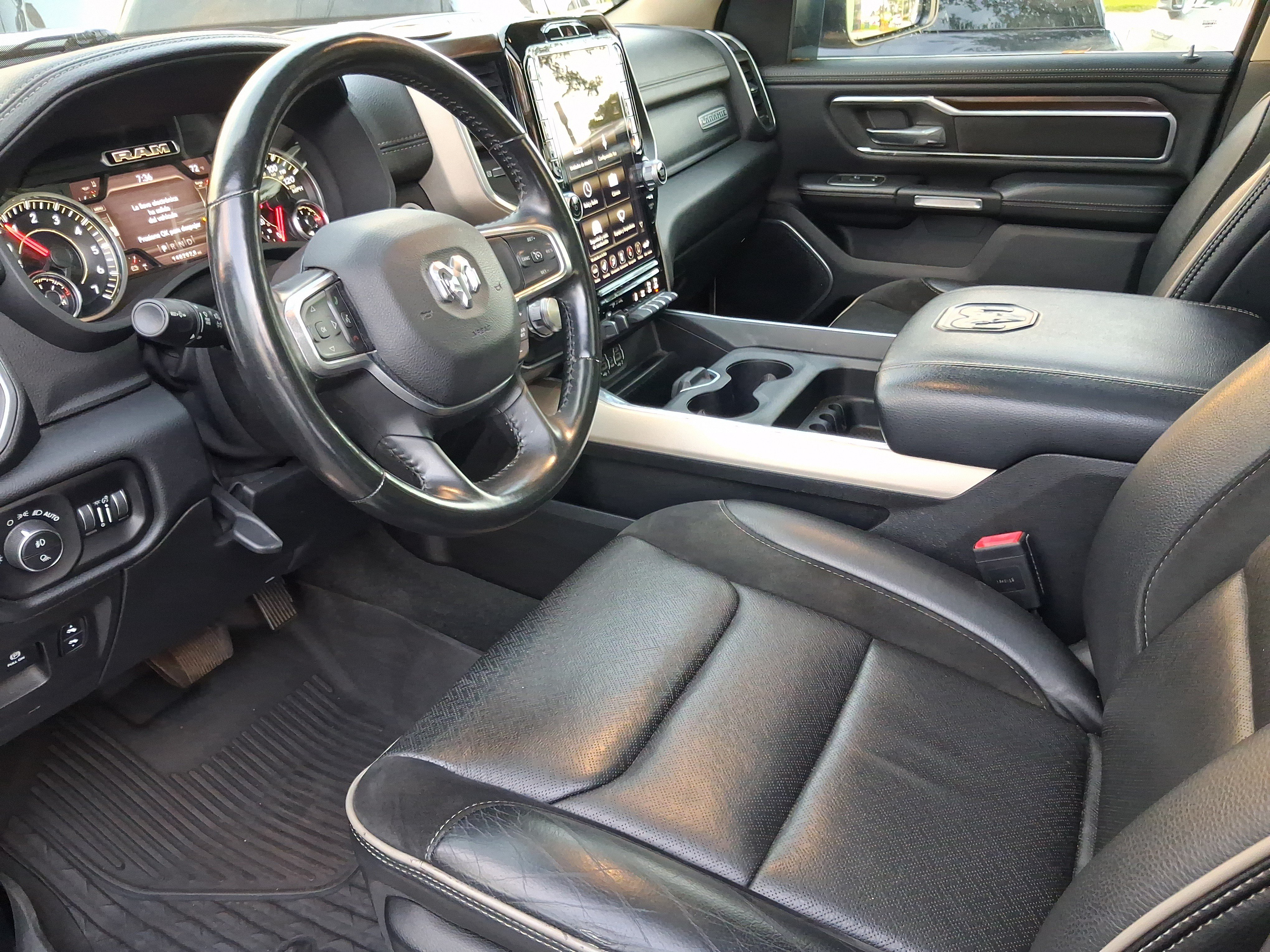 Used 2021 RAM 1500 Laramie AWD/4WD image 10