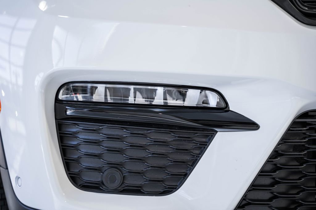 New 2025 Jeep Grand Cherokee Limited w/ Luxury Tech Group II image 14