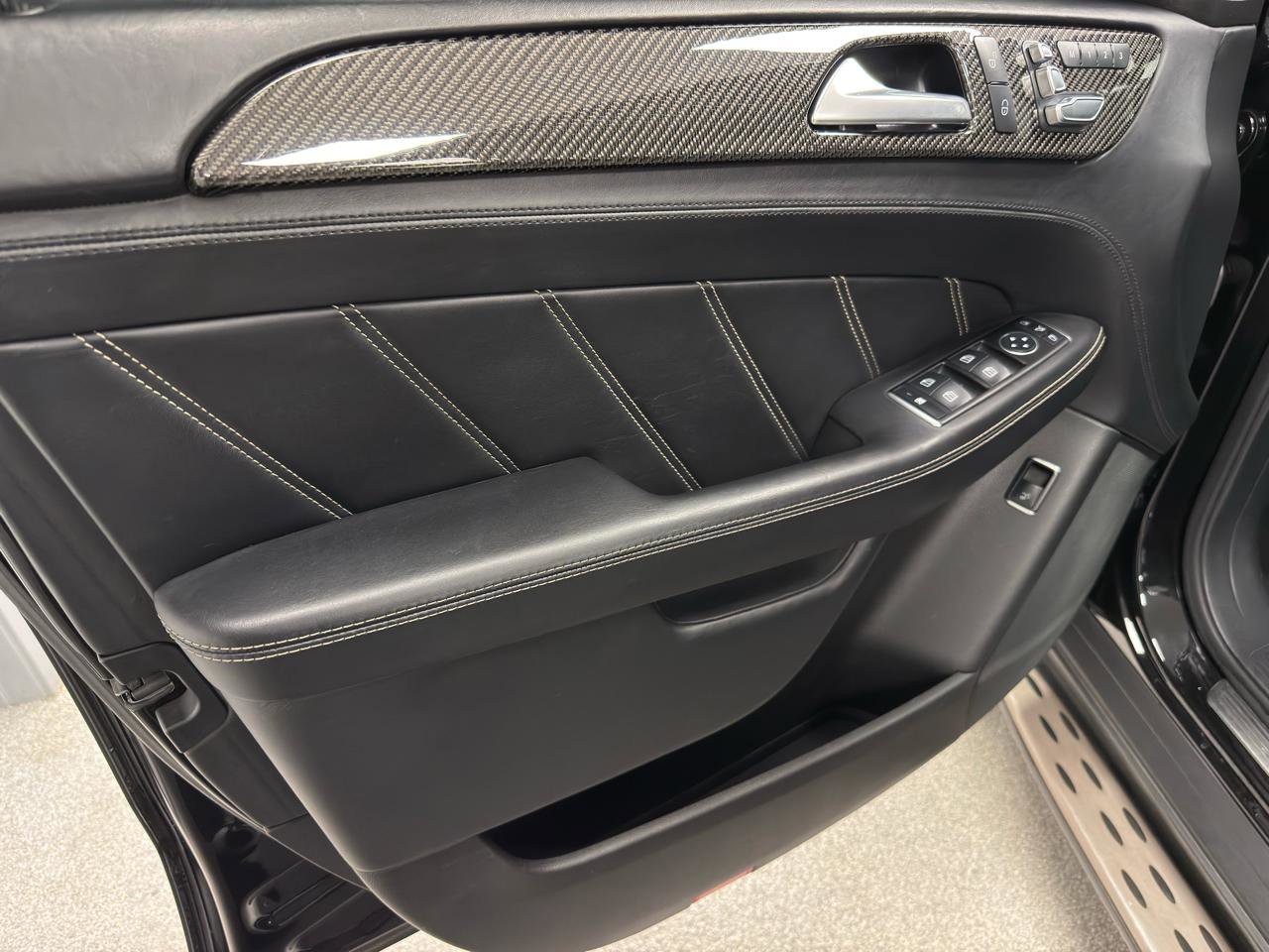 Used 2016 Mercedes-Benz GLE 63 AMG 4MATIC image 15