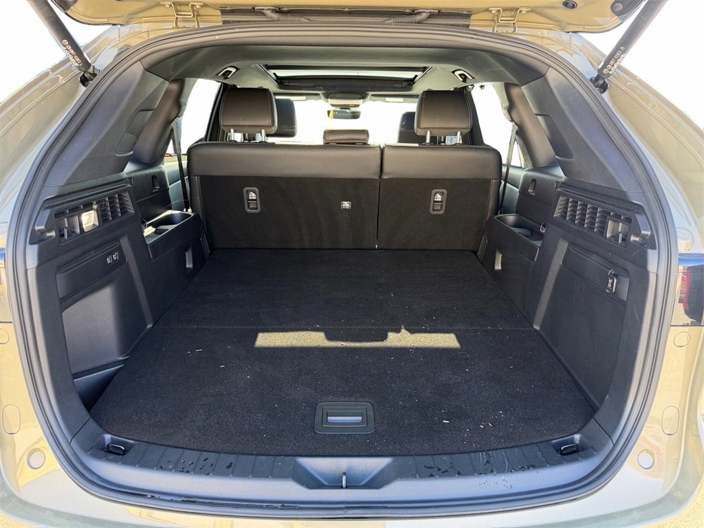 Certified 2025 MAZDA CX-70 3.3 Turbo S w/ Premium Package image 33