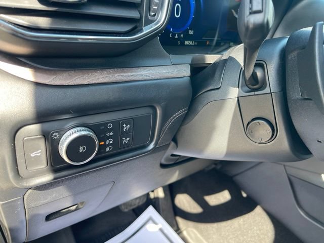 Used 2020 Ford Explorer Platinum w/ Premium Technology Package AWD/4WD image 18