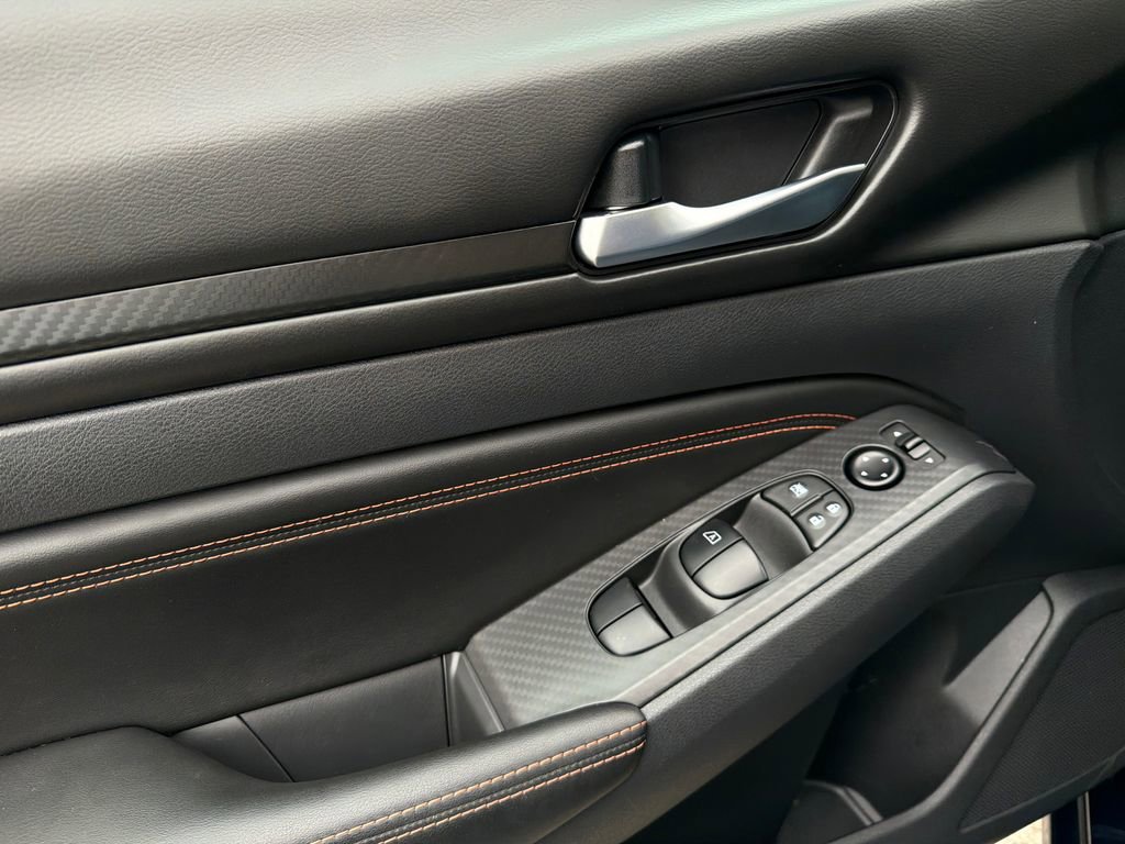 Used 2021 Nissan Altima 2.5 SR w/ SR Premium Package image 31