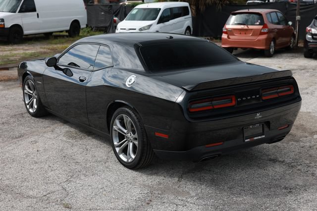 Used 2022 Dodge Challenger R/T RWD image 8