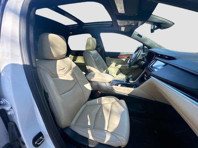 Used 2017 Cadillac XT5 Luxury w/ Driver Awareness Package image 30