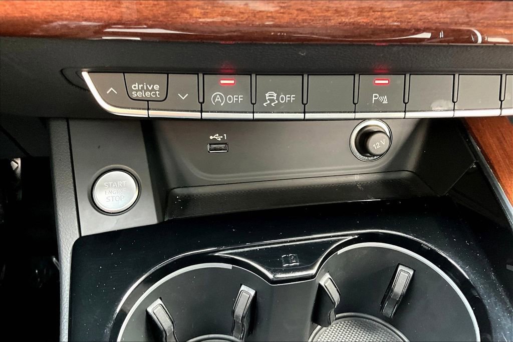 Used 2023 Audi A4 2.0T Premium w/ Convenience Package image 14