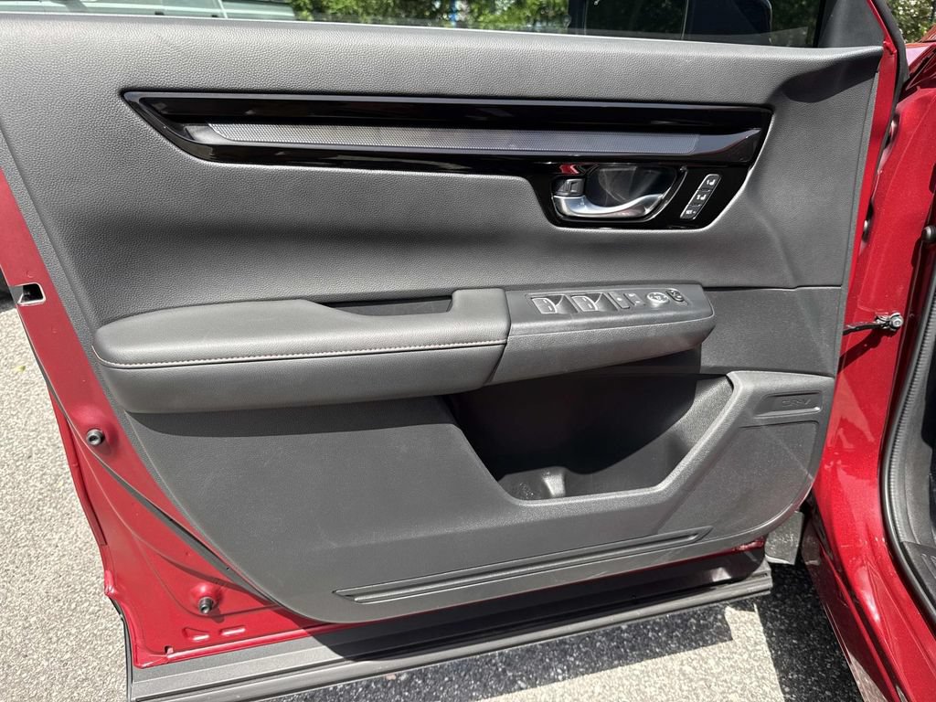 Used 2025 Honda CR-V Sport Touring image 22