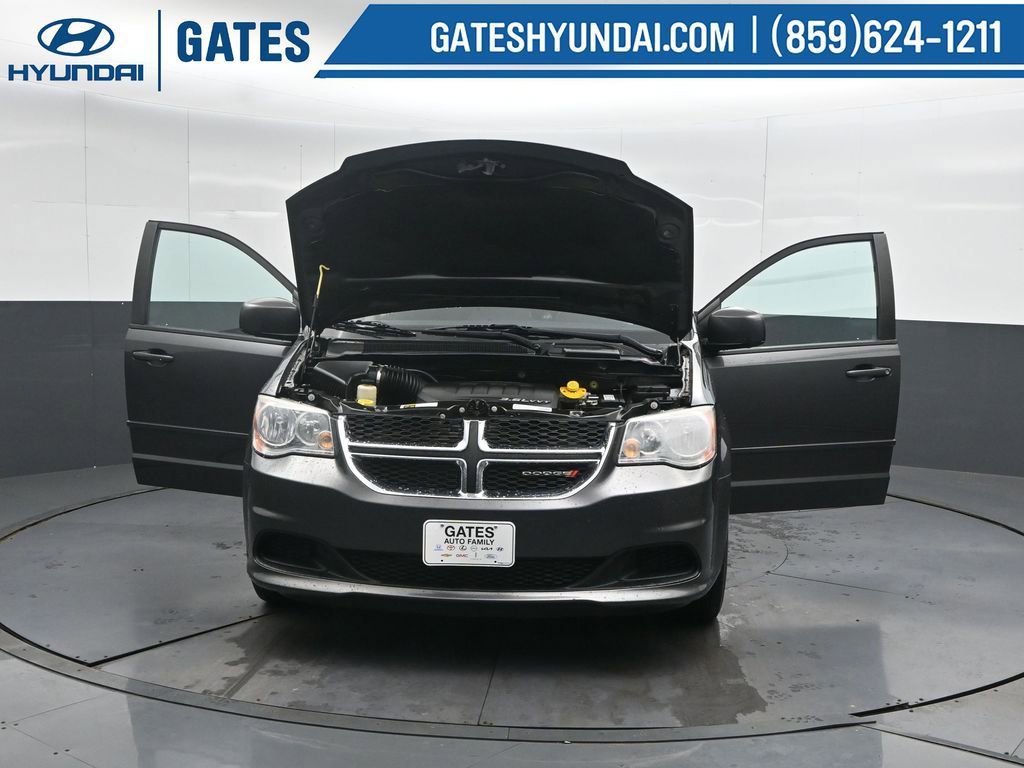 Used 2016 Dodge Grand Caravan SE image 55
