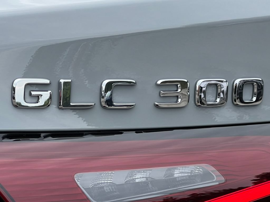 New 2027 Mercedes-Benz GLC 300 4MATIC image 11