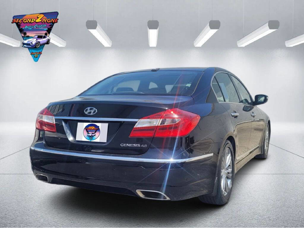 Used 2012 Hyundai Genesis 4.6 RWD image 4
