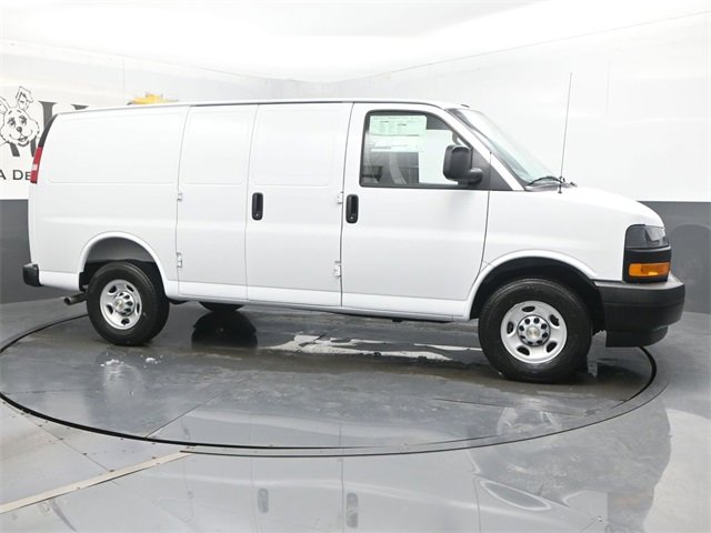 New 2025 Chevrolet Express 2500 w/ Driver Convenience Package image 27