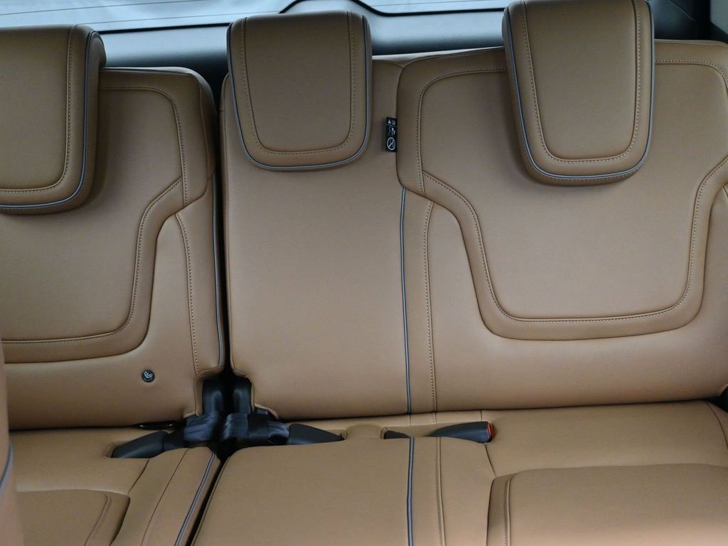 New 2026 INFINITI QX80 Luxe image 22