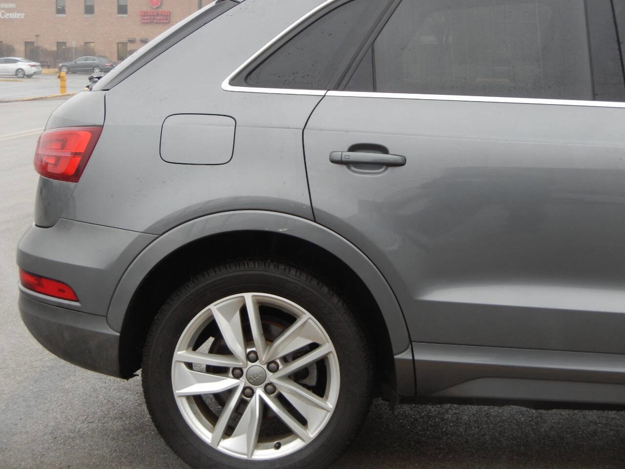 Used 2016 Audi Q3 2.0T Premium Plus w/ Technology Package image 20