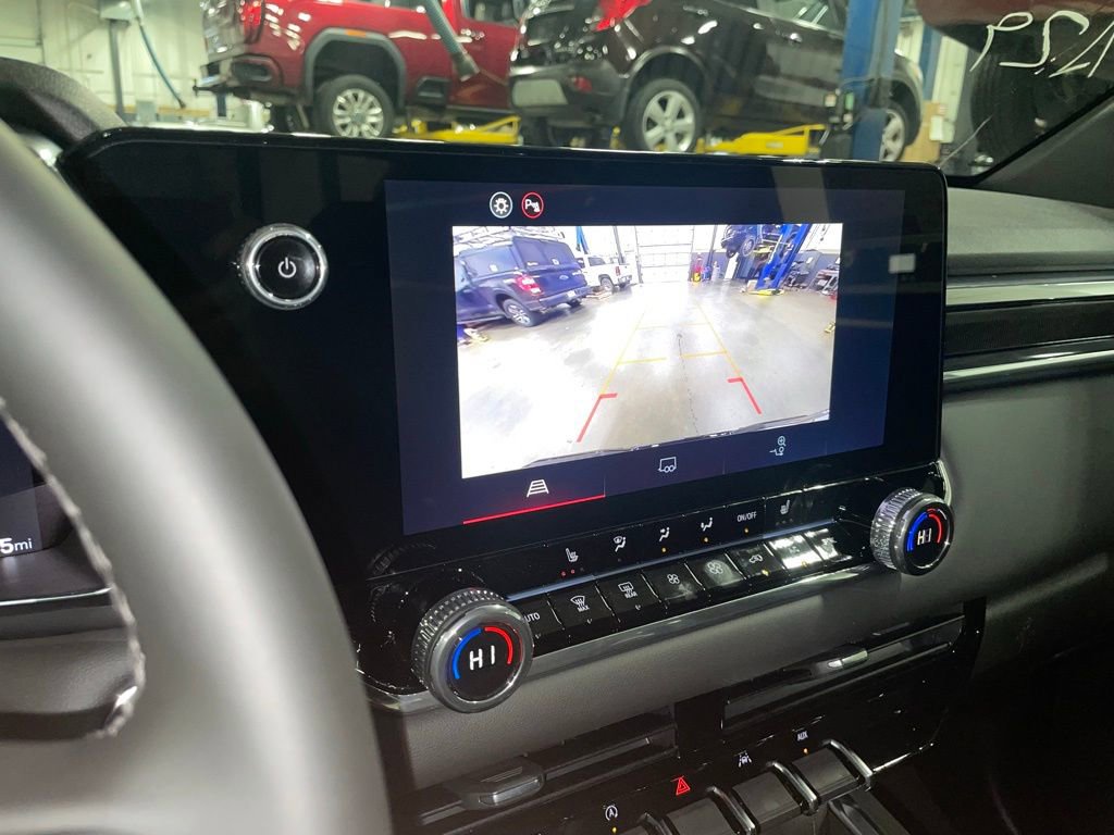 New 2026 GMC Canyon Elevation w/ Convenience Package image 16