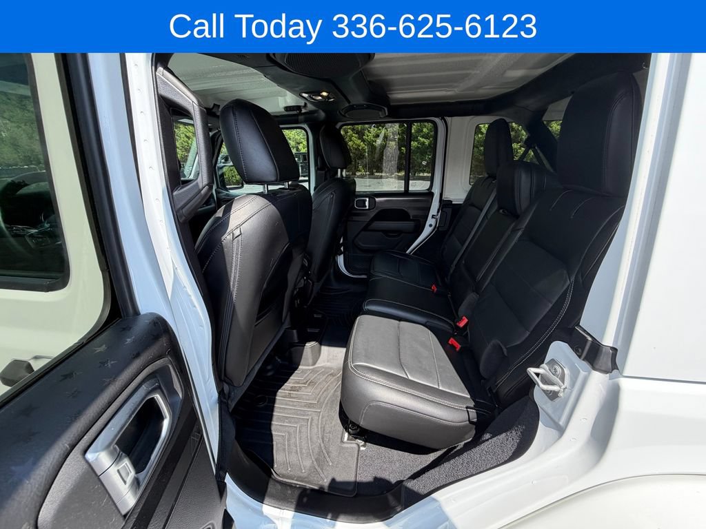 Used 2020 Jeep Wrangler Unlimited Sahara AWD/4WD image 14