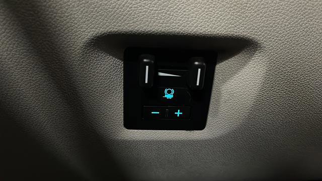 Used 2014 Chevrolet Silverado 2500 LT w/ Convenience Package image 28