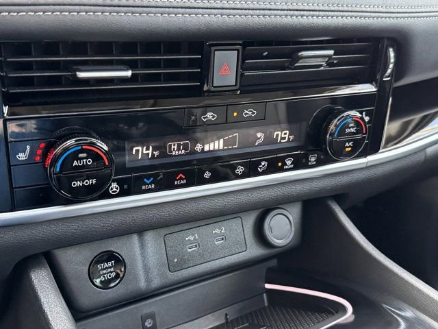 Used 2025 Nissan Rogue SL w/ Tech Package image 34