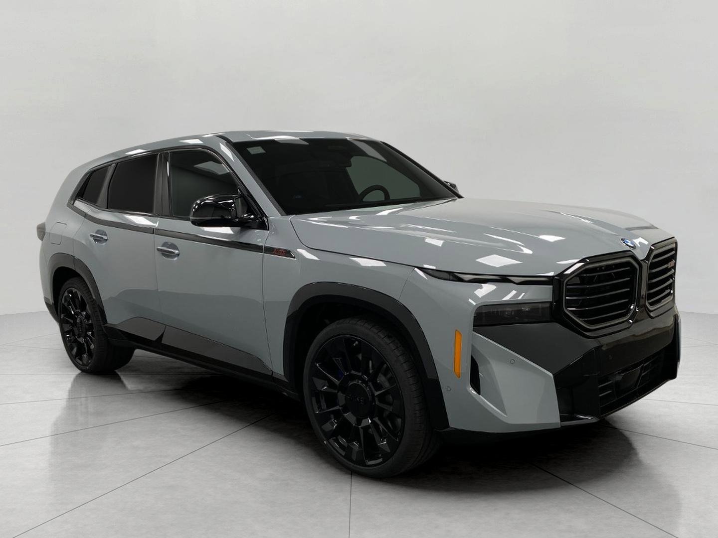 New 2026 BMW XM Label Red image 1