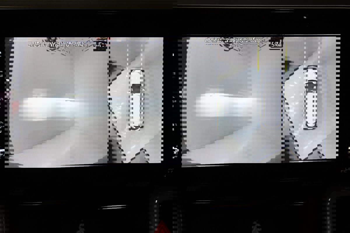 Used 2023 Kia Sorento SX Prestige image 22