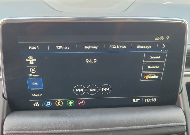 Used 2021 Chevrolet Suburban Z71 AWD/4WD image 18