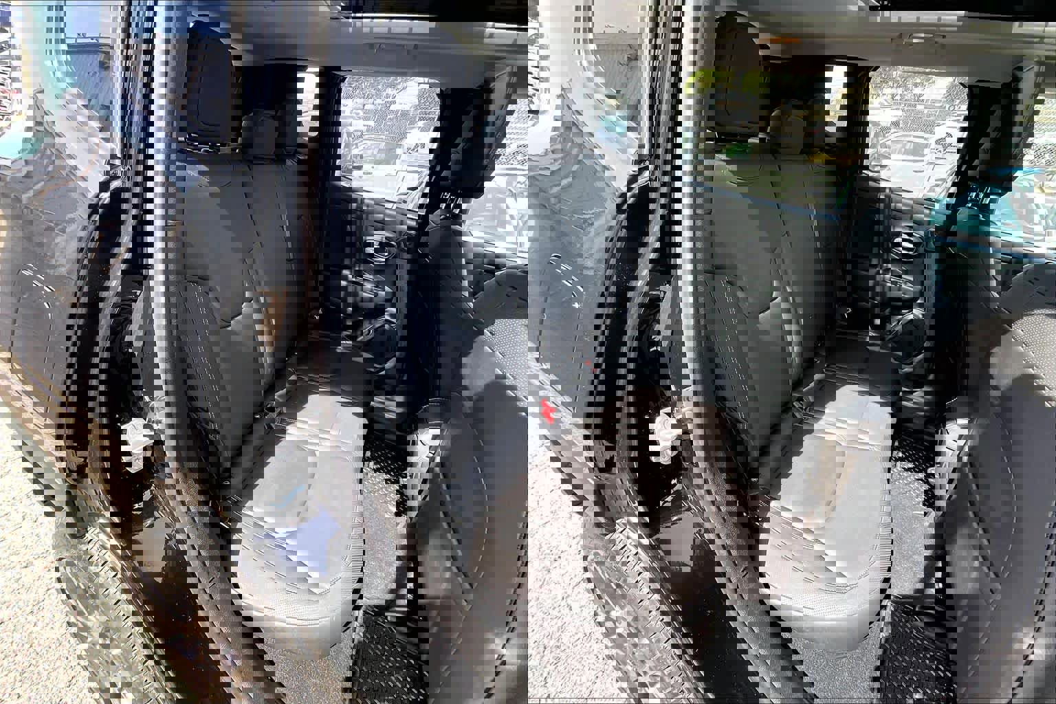 Used 2023 Jeep Renegade Limited w/ Sun/Sound Group image 20