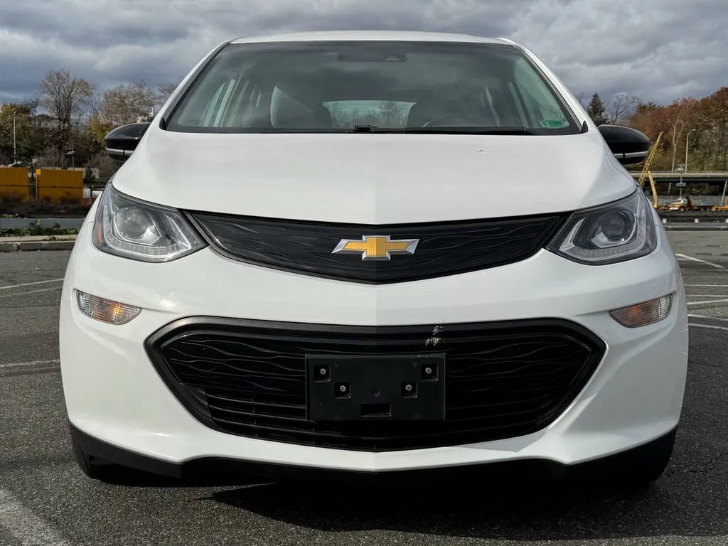 Used 2020 Chevrolet Bolt LT image 2
