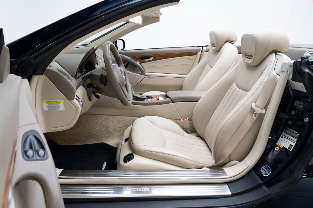 Used 2009 Mercedes-Benz SL 550 image 20