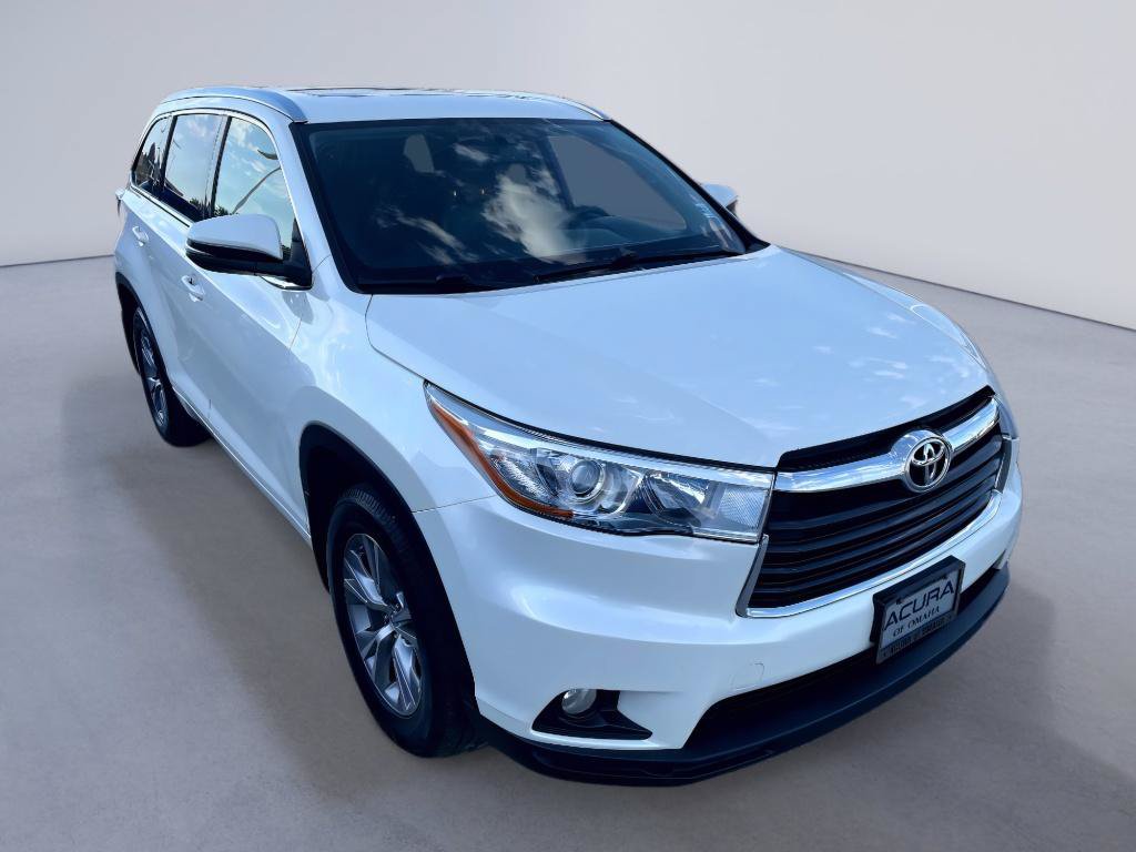 Used 2015 Toyota Highlander XLE AWD/4WD image 4
