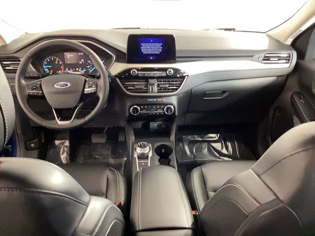 Used 2022 Ford Escape SEL image 16