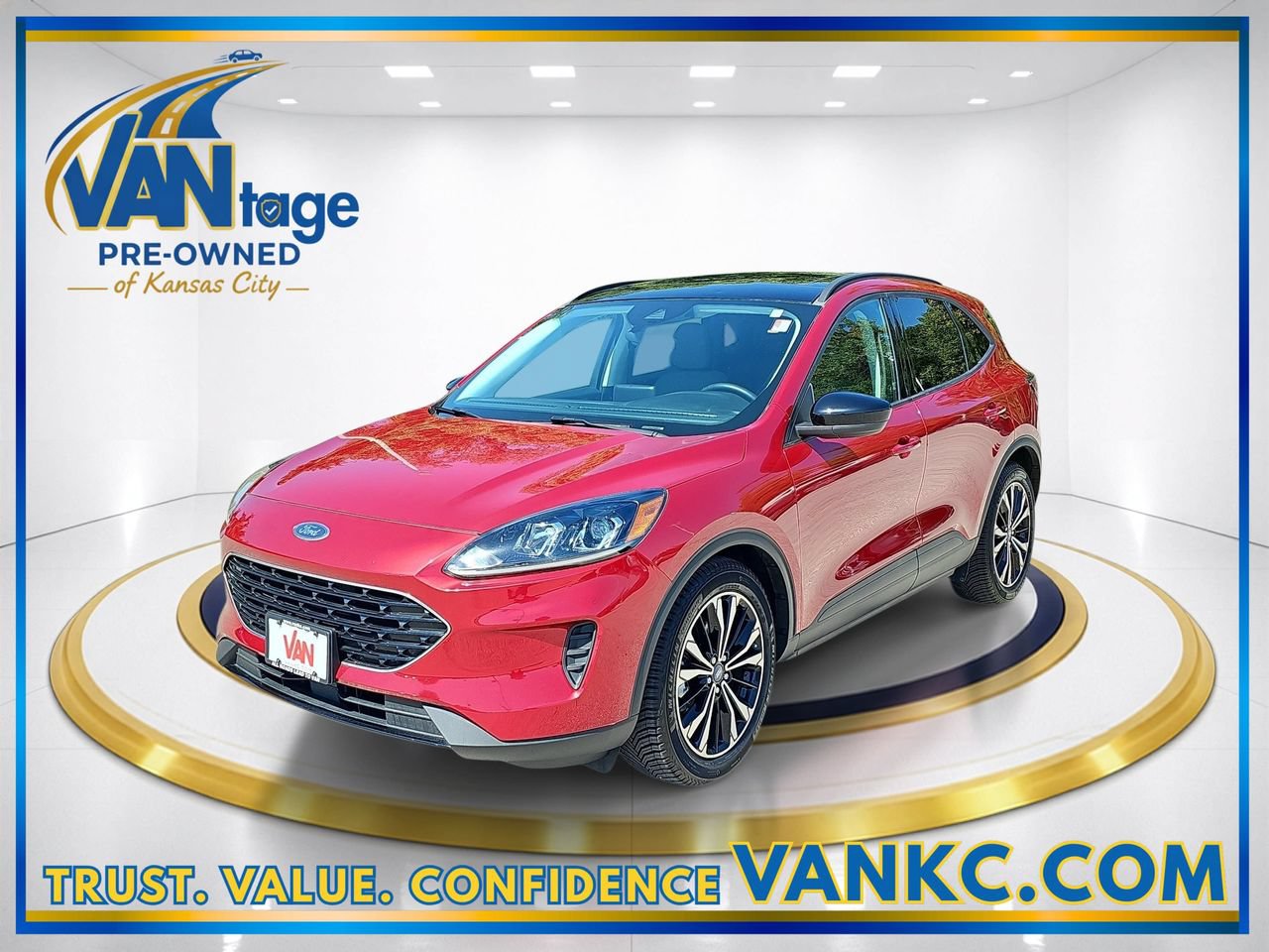 Used 2022 Ford Escape SE w/ SE Sport Appearance Package