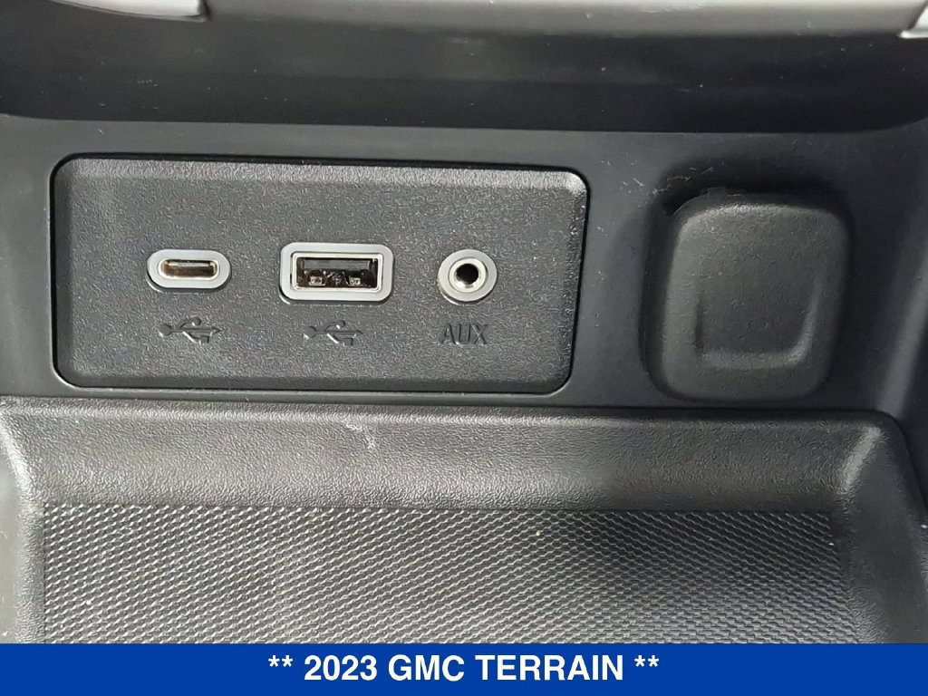 Used 2023 GMC Terrain SLE w/ Driver Convenience Package AWD/4WD image 24