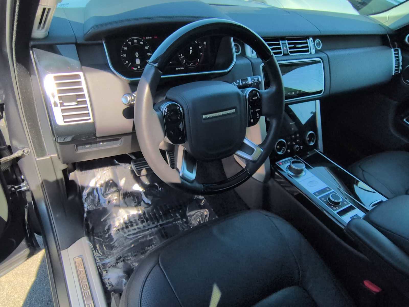 Used 2021 Land Rover Range Rover P525 Westminster Edition LWB image 10