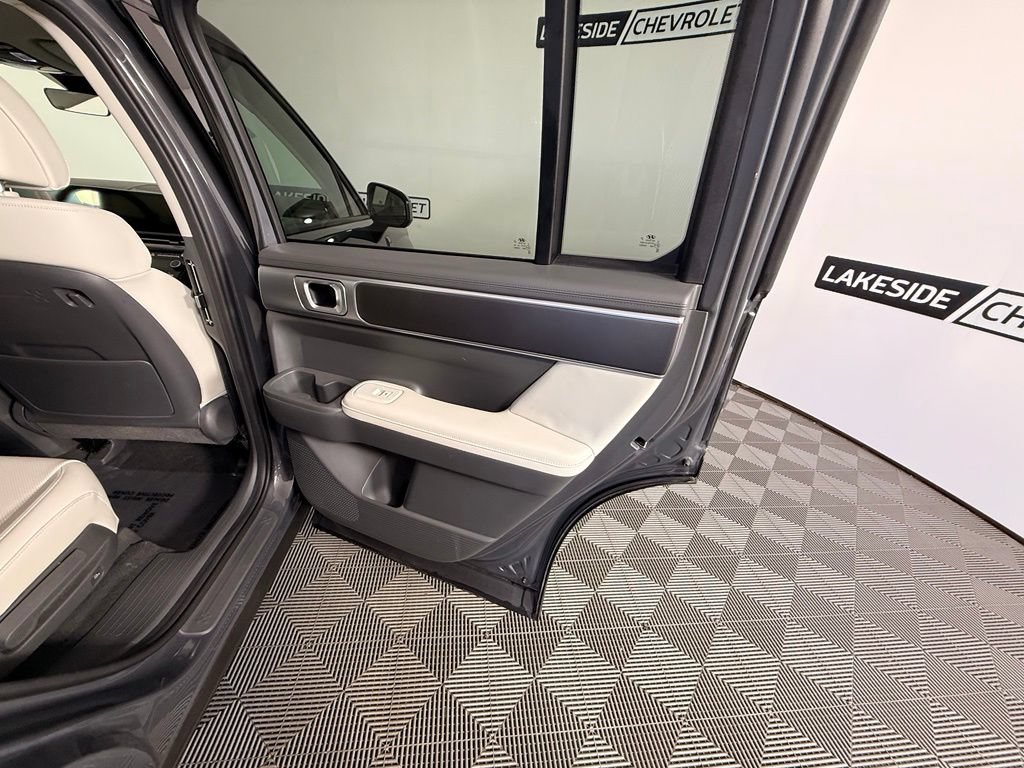 Used 2026 Hyundai Santa Fe SEL FWD image 24