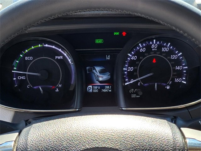 Used 2017 Toyota Avalon Limited image 26