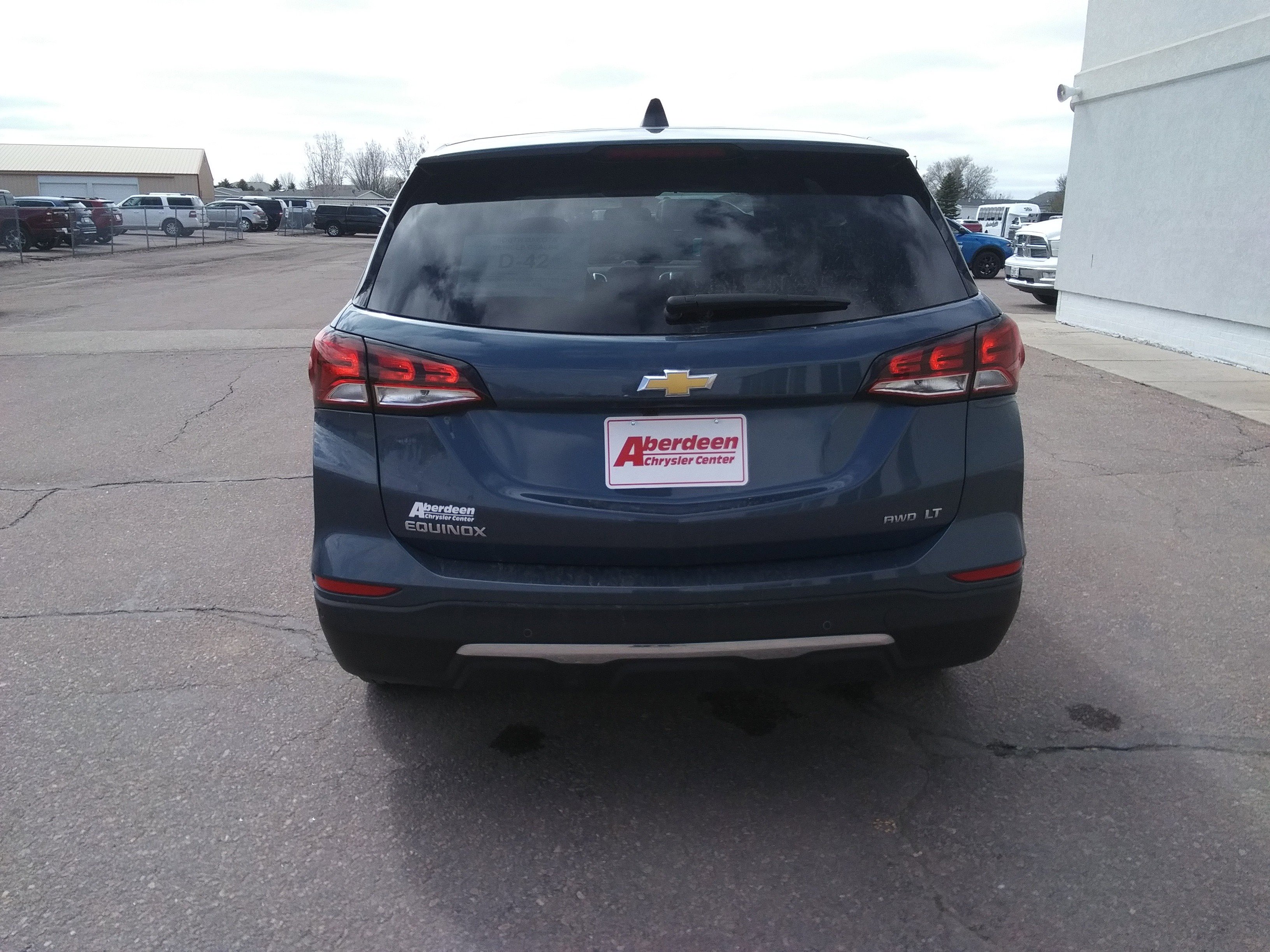 Used 2024 Chevrolet Equinox LT AWD/4WD image 6