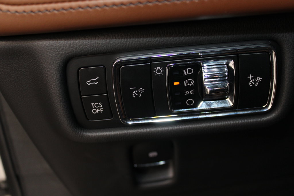 Used 2023 Lincoln Nautilus Reserve w/ Equipment Group 201A AWD/4WD image 46