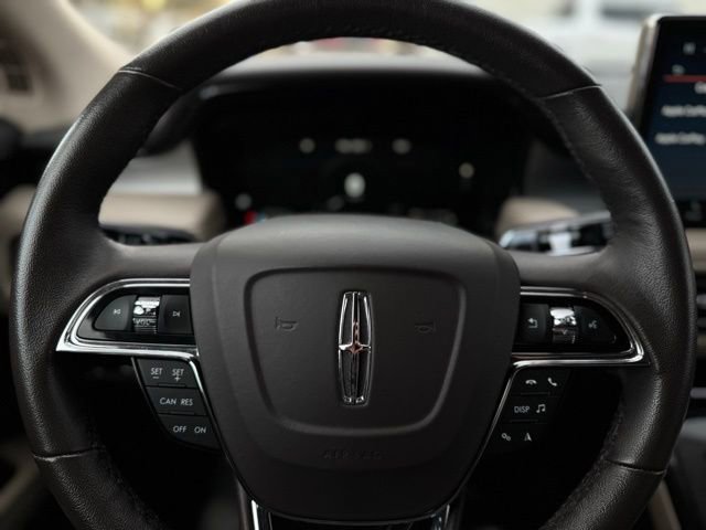 Certified 2023 Lincoln Nautilus AWD w/ Premium Package image 25