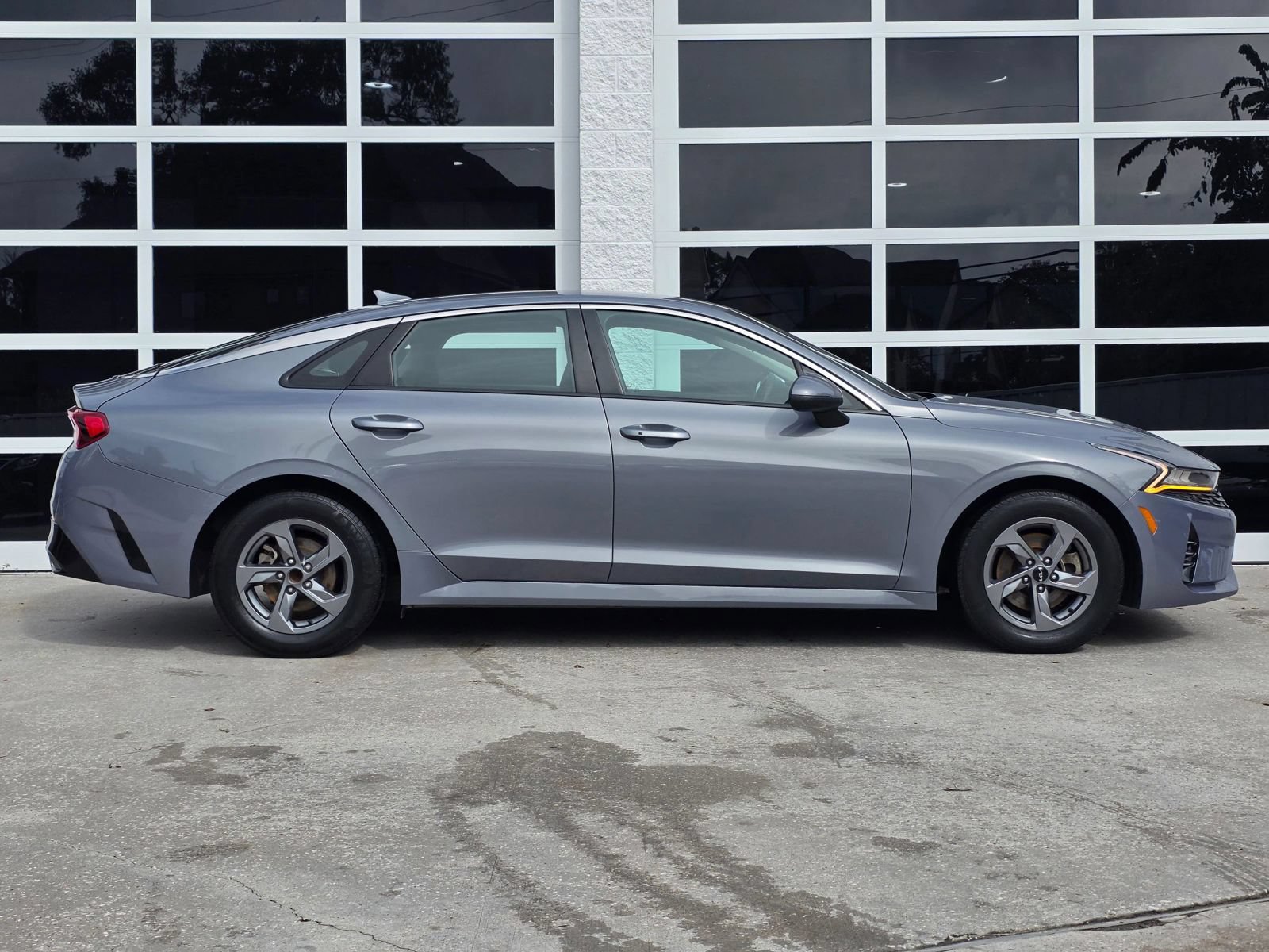 Used 2023 Kia K5 LXS FWD image 3