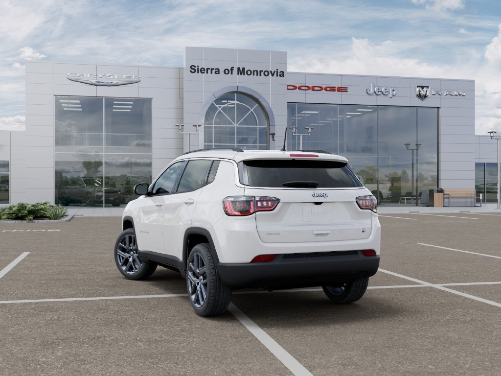 New 2026 Jeep Compass Latitude AWD/4WD image 3
