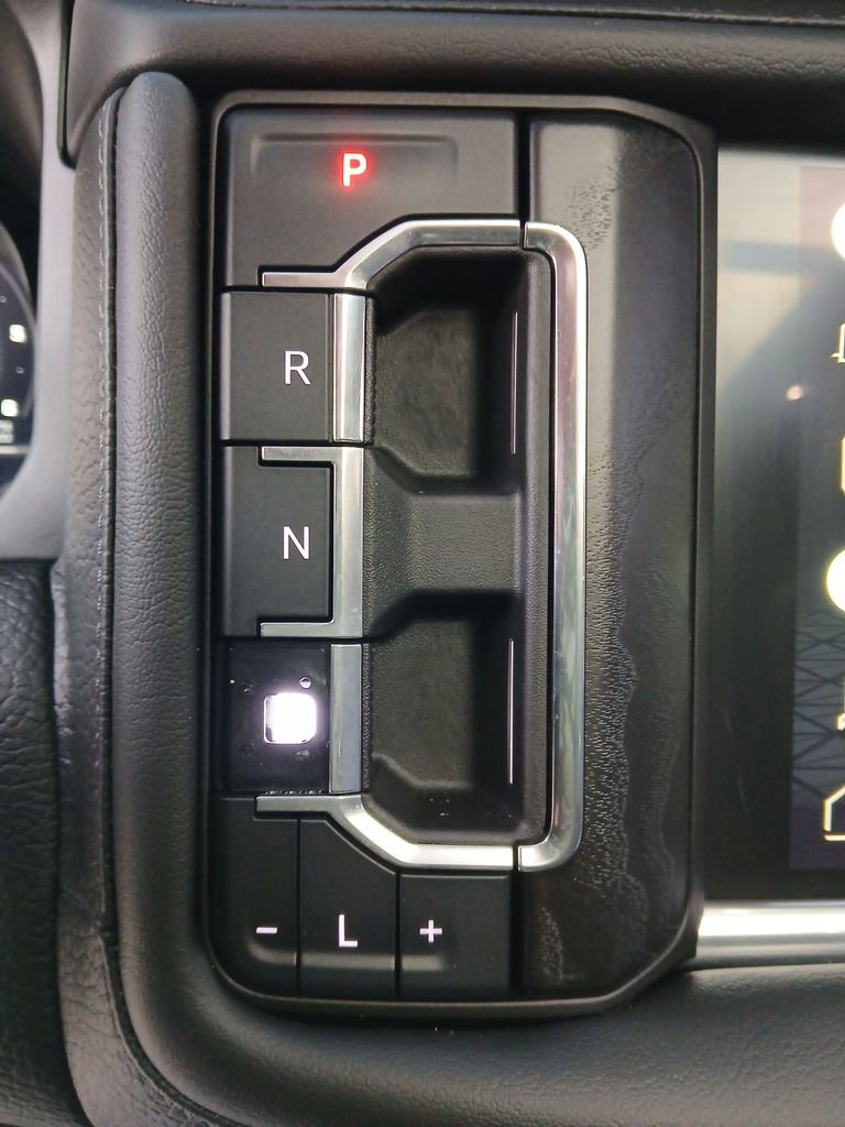 Used 2022 GMC Yukon XL Denali image 25