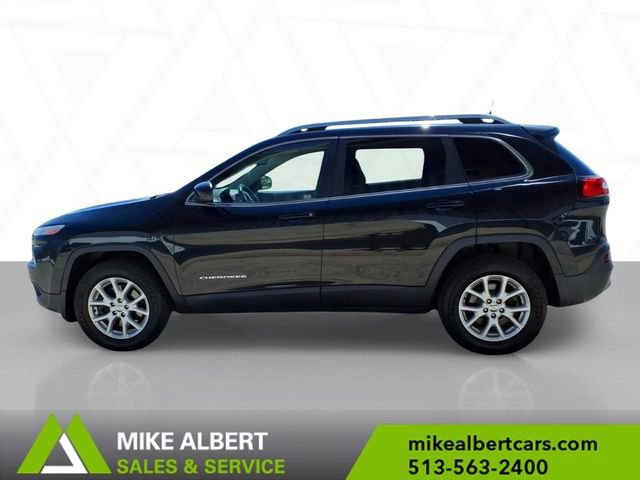 Used 2016 Jeep Cherokee Latitude image 4