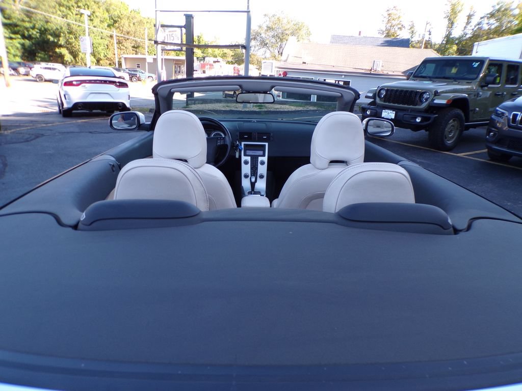 Used 2012 Volvo C70 T5 FWD image 11