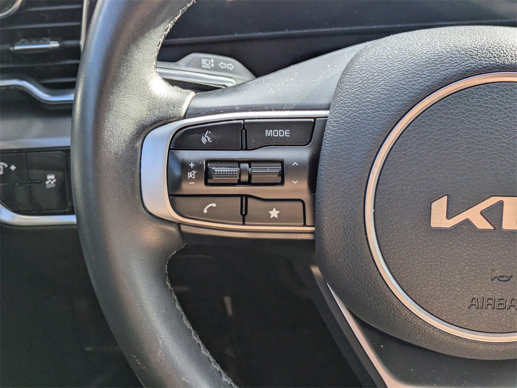 Used 2023 Kia Sportage EX image 16